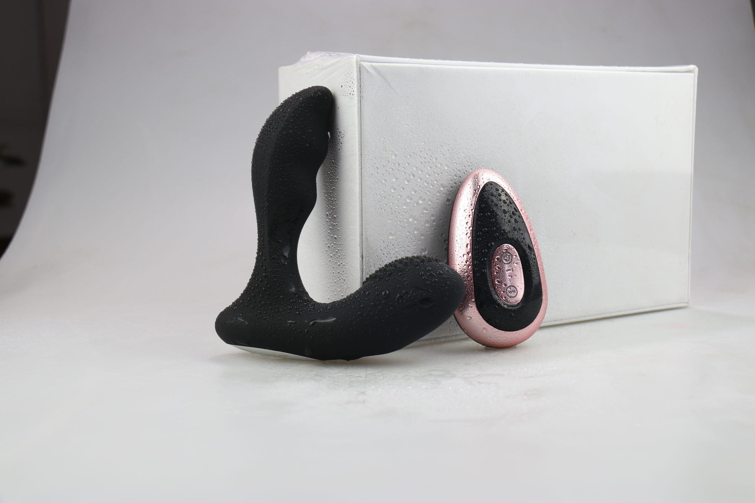 Massageador de Próstata com Controle 12 Vibrações Recarregável Cod. BC1020 - Imagem 4