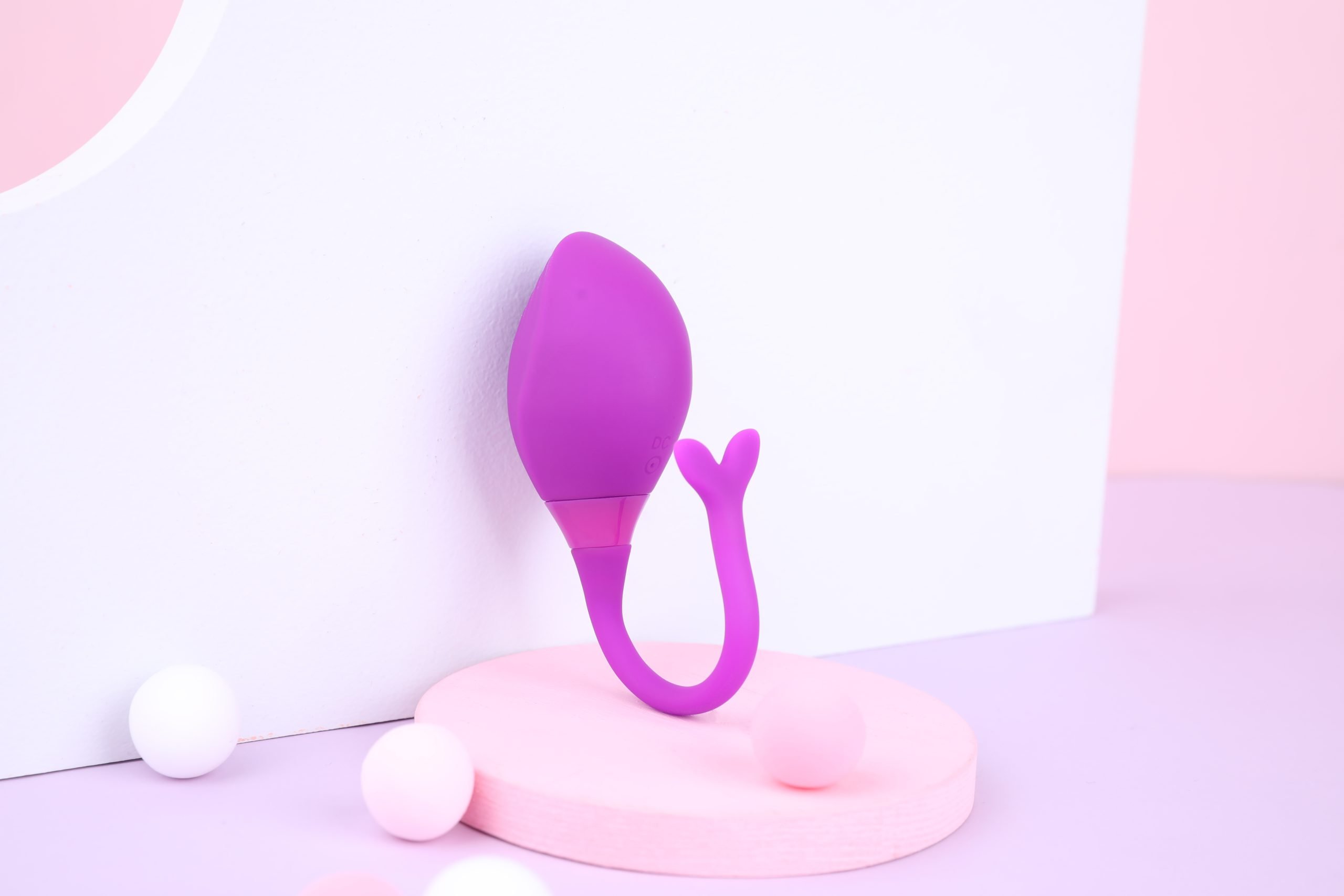 Vibrador Bullet Baleia Recarregável com 10 Modos de Vibração Cod. XS 1001 - Imagem 2