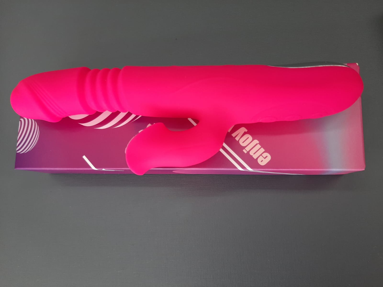L&Z - Vibrador com Estimulador De Clitóris Rotativo Com Aquecimento e Vai e Vem Cod. ML P032 - Imagem 3